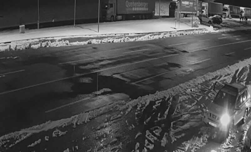 Za šlepere i kamione s prikolicom obustavljen saobraćaj na GP Izačić